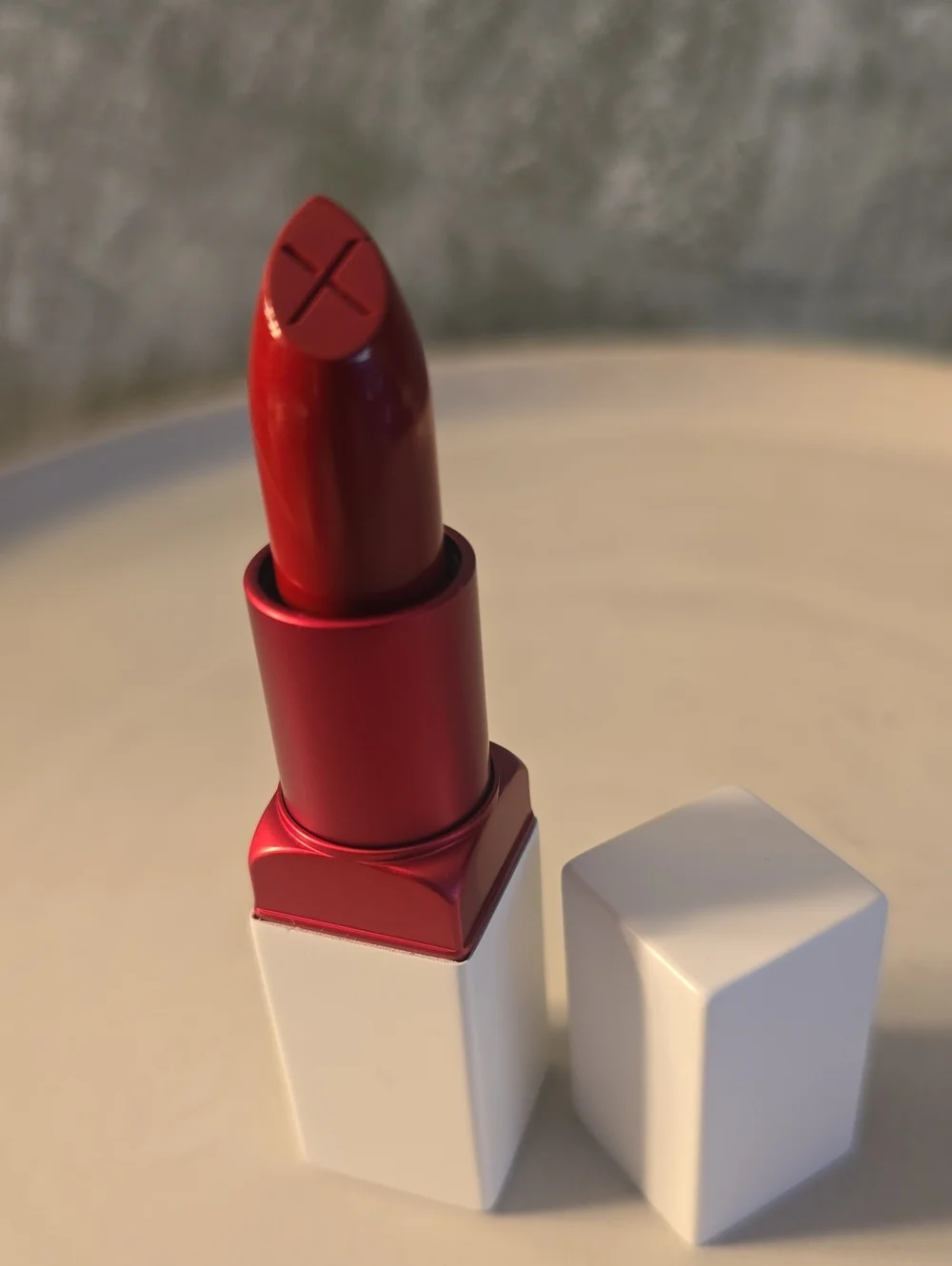 Smashbox Classic Red Cream Lipstick, Color Bawse NWOT